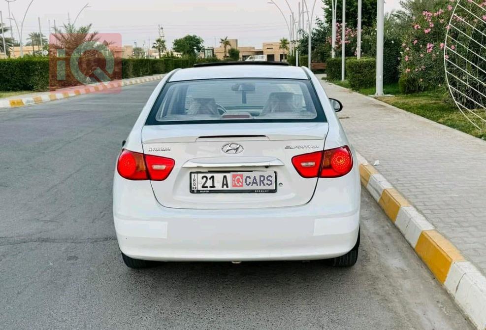 هیۆندای ئەلەنترا